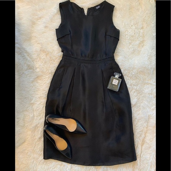 SOLD!🤎Dolce & Gabbana Black Dress - Picture 1 of 15